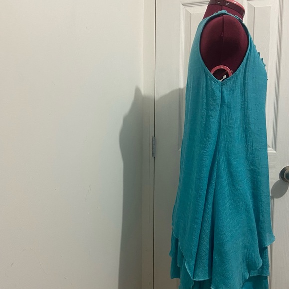 Papillon women blue viscose blend sleeveless asymmetrical hemline tunic. Size S. - Picture 7 of 11